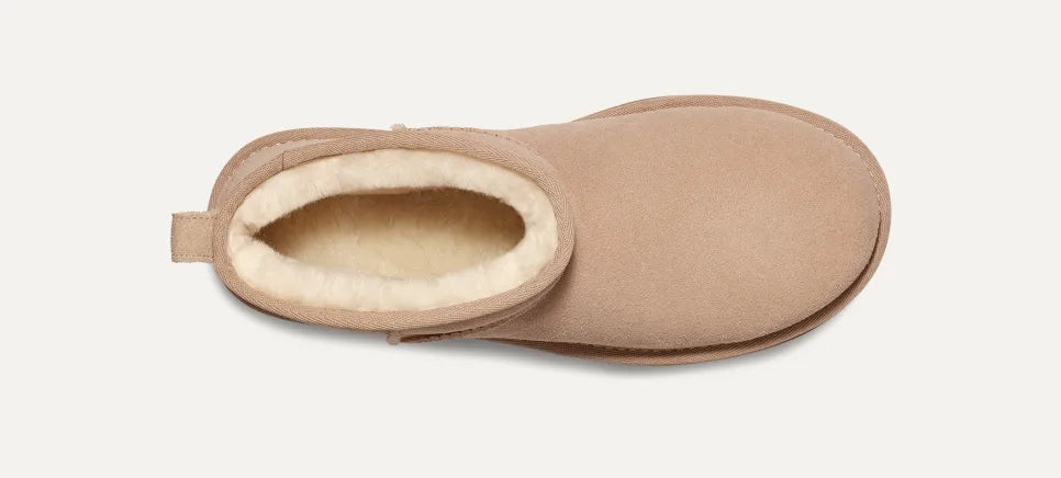 UGG Classic Ultra Mini Platform – Innenansicht mit weichem UGGplush-Futter