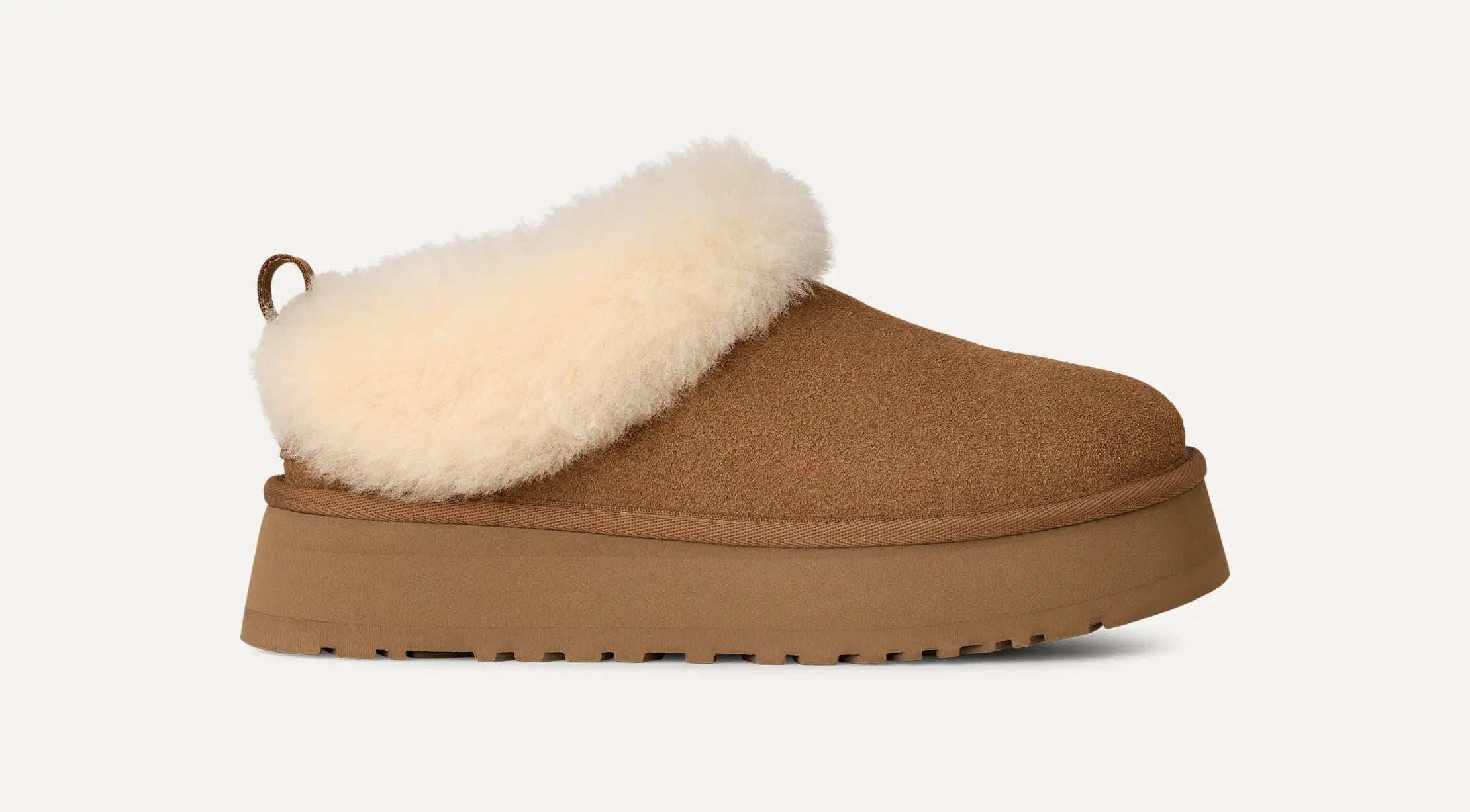 UGG® Tazzelle – Suede-Slipper mit Lammfell-Futter in Chestnut