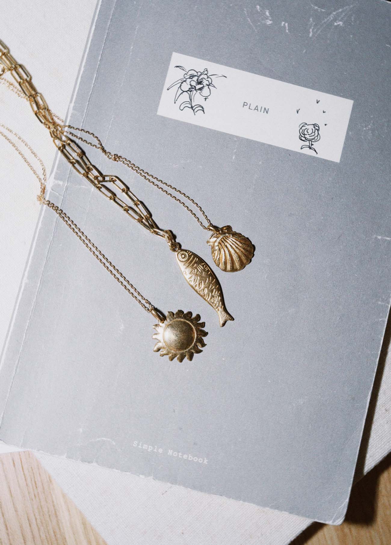 Ajhaja Schmuck Ketten