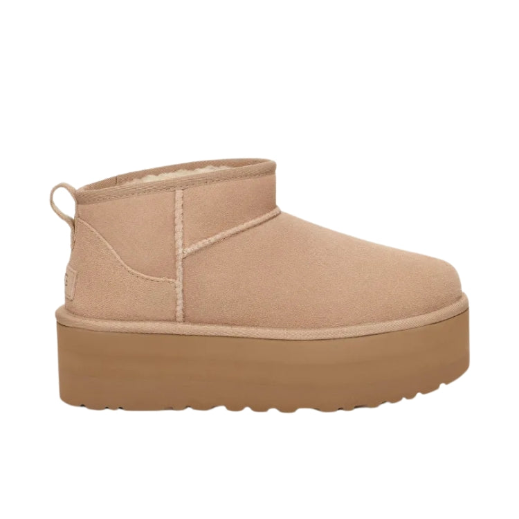 UGG Classic Ultra Mini Platform Boot – Wildleder-Boot mit 5 cm Plateau und UGGplush-Futter