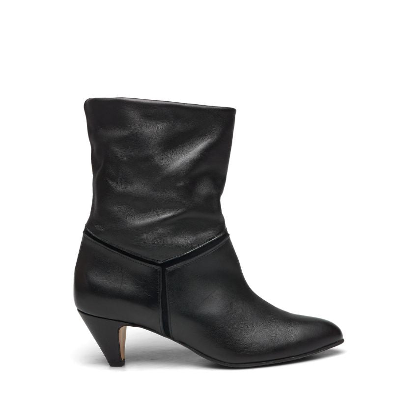 Anonymous Copenhagen- Jassi Black