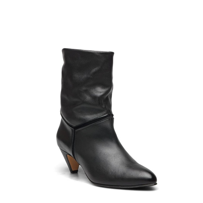 Anonymous Copenhagen- Jassi Black