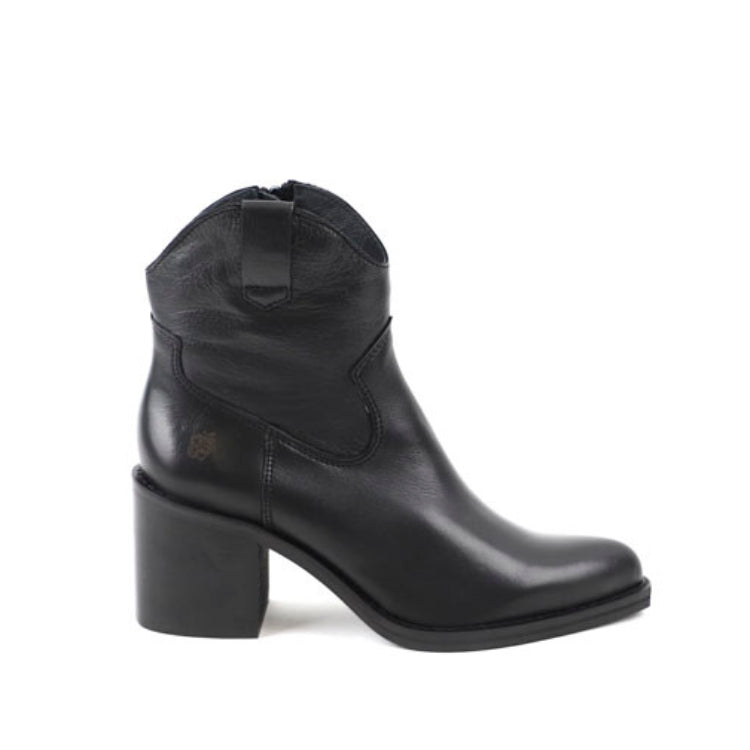 Apple of Eden - Farah Boots Black