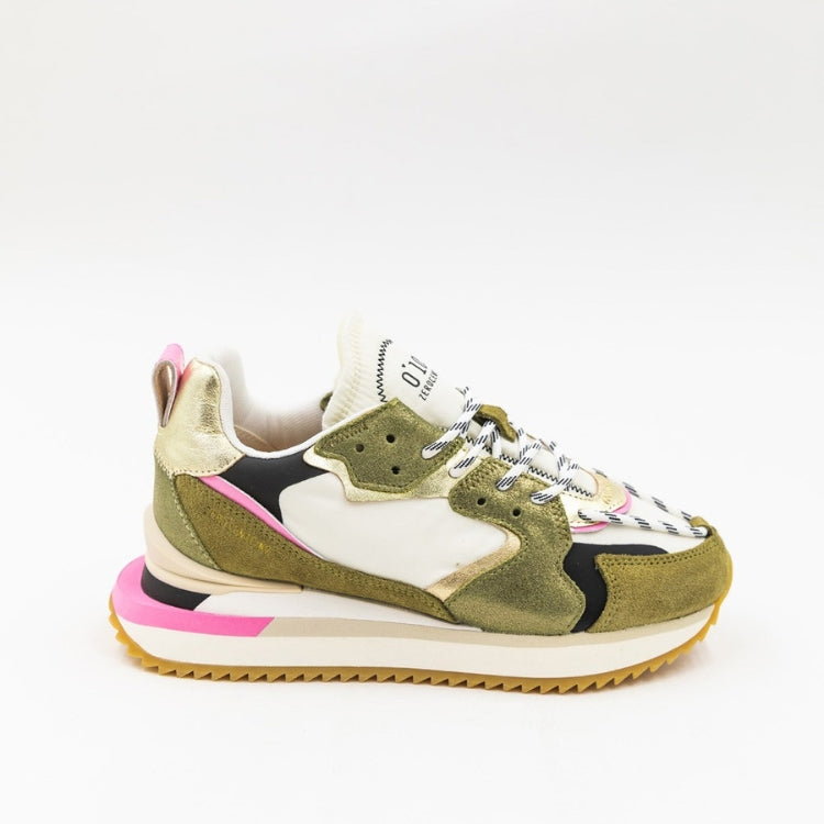 Sneakers 0-105 Trek up Tropical