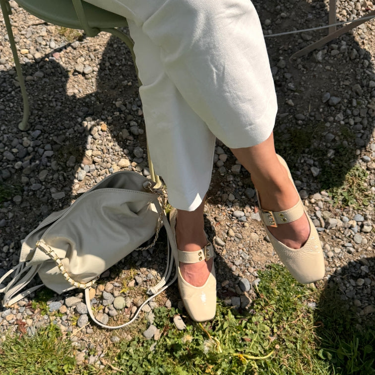 Nuria - Handtasche Puffer Leder Latte