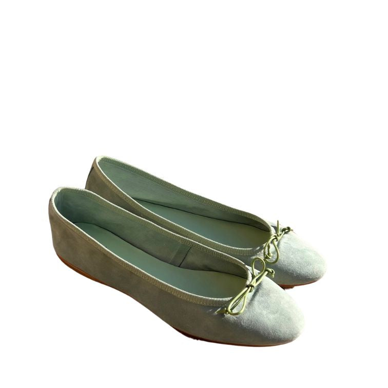 Prima Ballerina - Ballerina Stella Moss Green