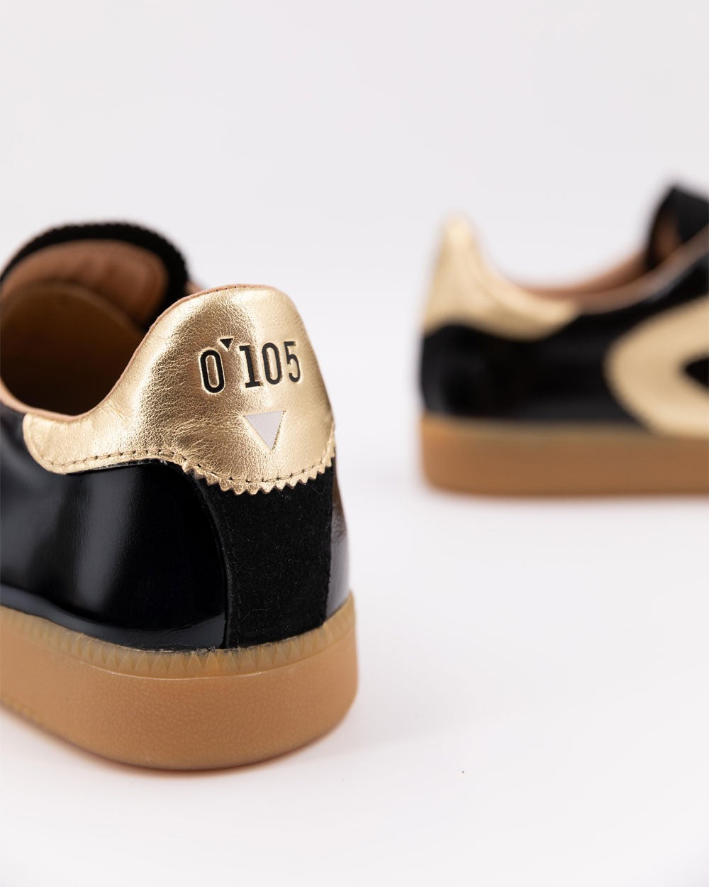 0-105 Sneakers Lackleder Schwarz 6