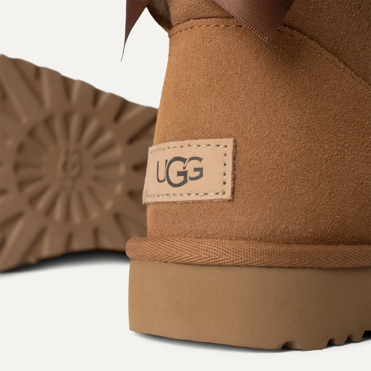 UGG -  Mini Bailey Bow II Chestnut
