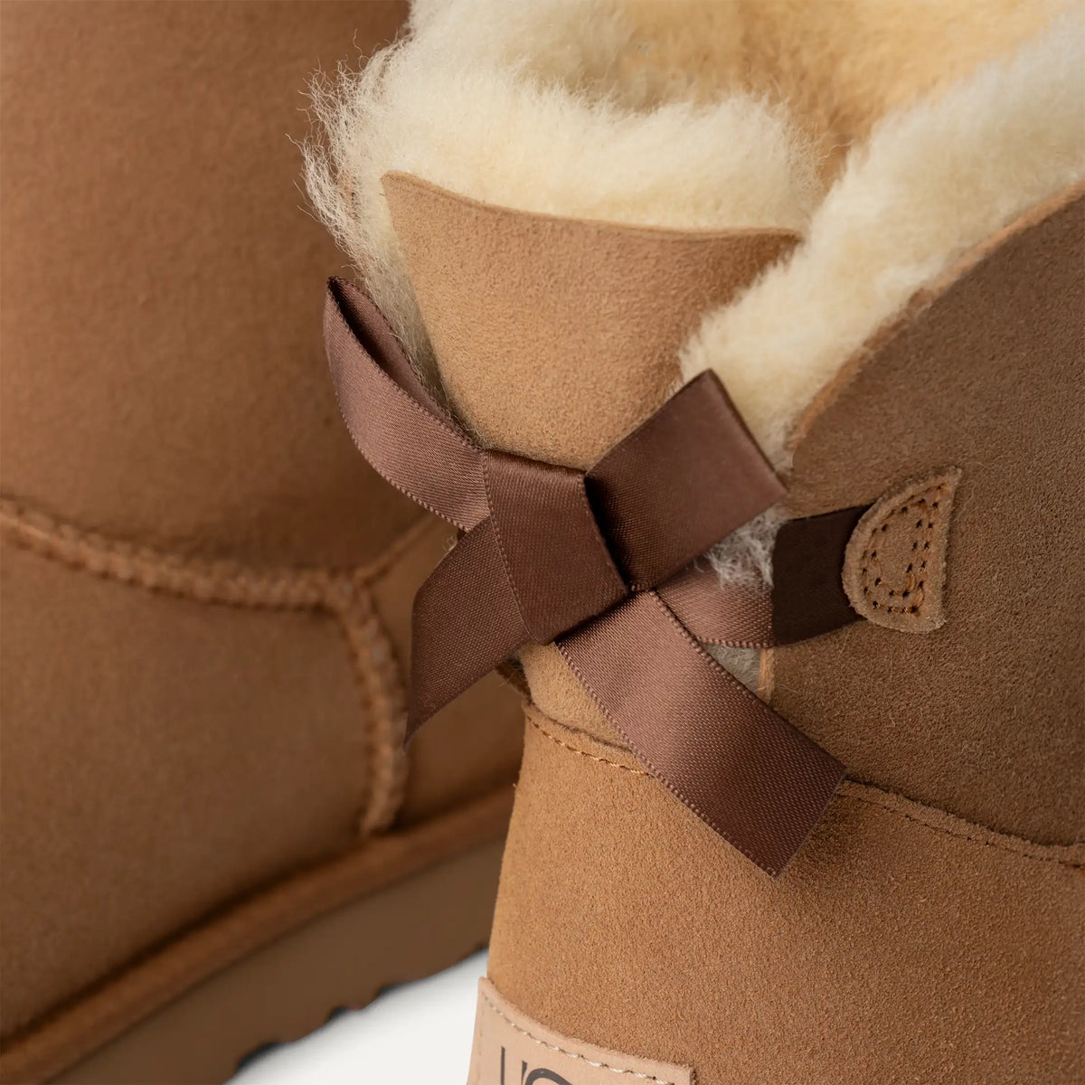 UGG -  Mini Bailey Bow II Chestnut