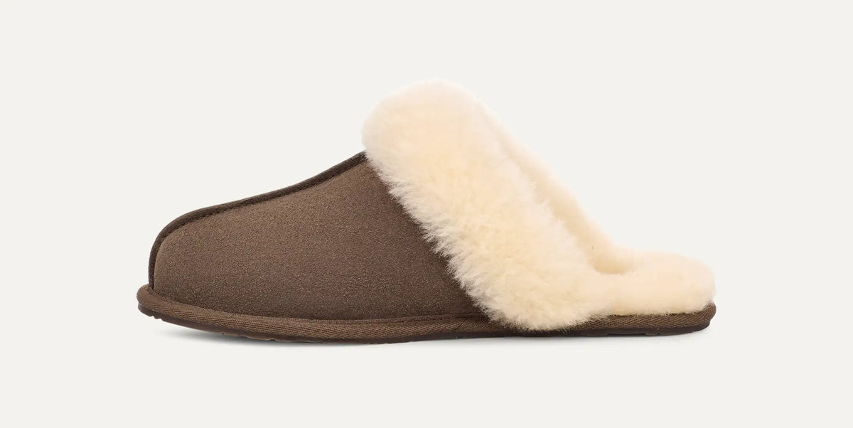 UGG - Scuffette II Hausschuh Espresso
