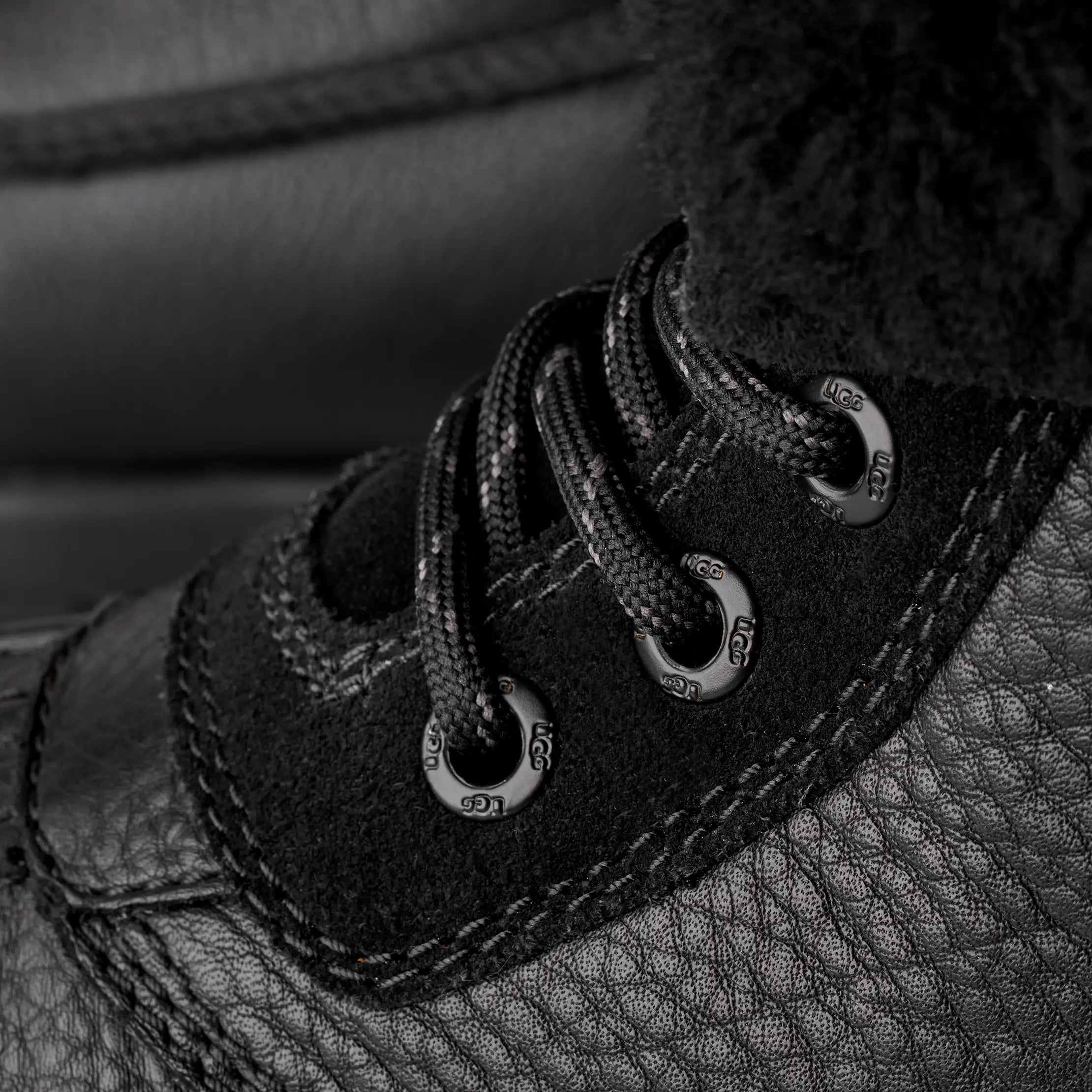 UGG - Adirondack III Boot Black XXV