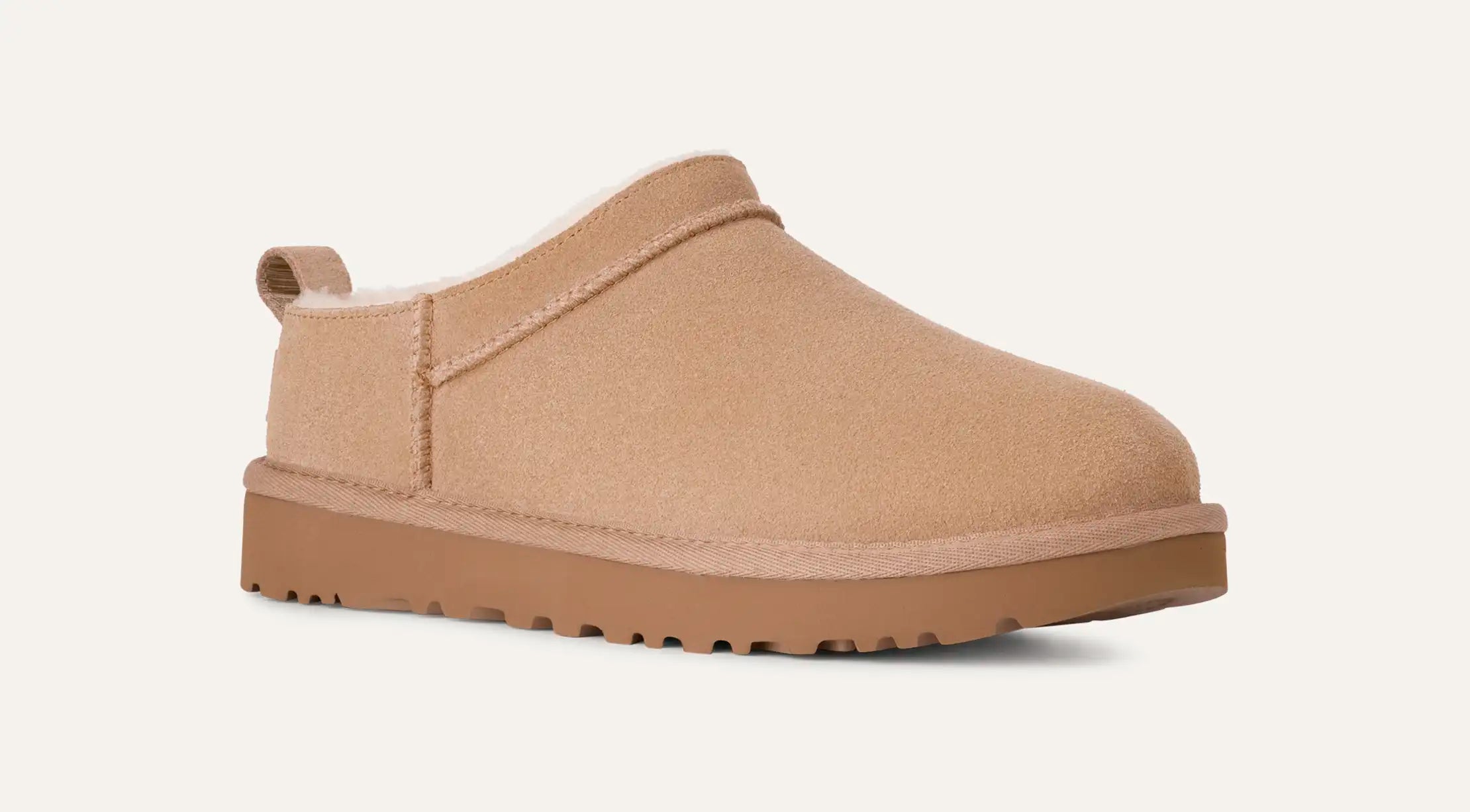 Warme gefütterte Schuhe : UGG® Classic Micro Boot Farbe Sand 