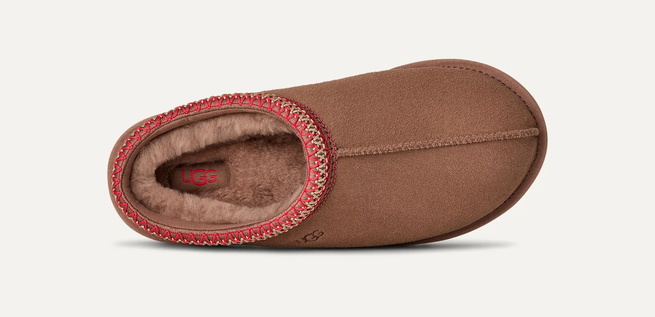Innenansicht des UGG Tasman II Hausschuhs in Braun – weiches Lammfell für Komfort