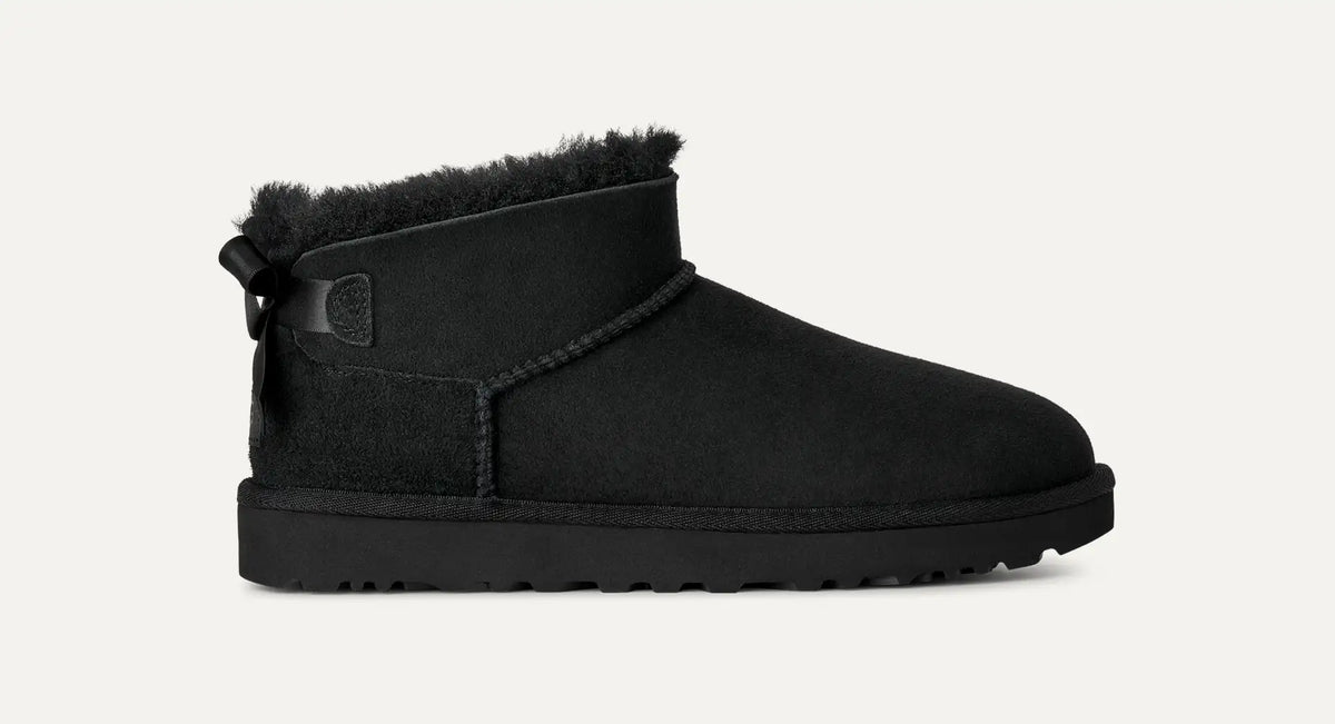 Warme Winterboots Bailey Bow von Ugg in Schwarz