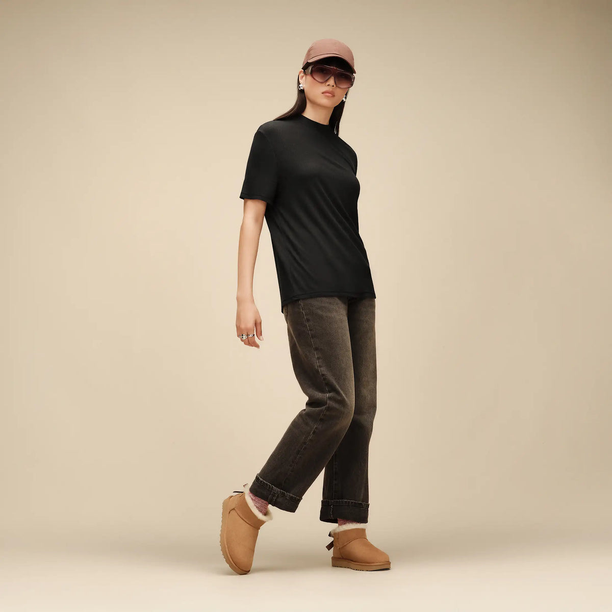 UGG Ultra Mini Bailey Bow Chestnut – Boot mit Satinschleife
