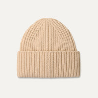 UGG Rib Knit Beanie Farbe Cream– kuschelige Strickmütze aus chunky Rippstrick mit Leder-Logo Hintenansicht