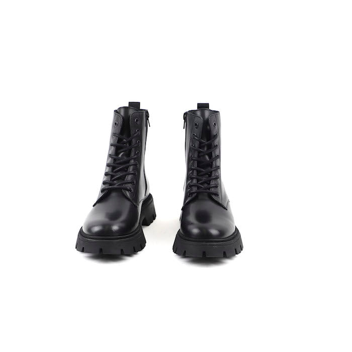 Apple of Eden - Lace Boots Black