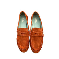 Wildleder Loafer mit Raffung in Camel