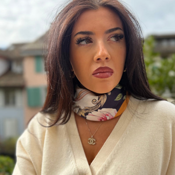 Edles Seidentuch Tiger Blumen Braun