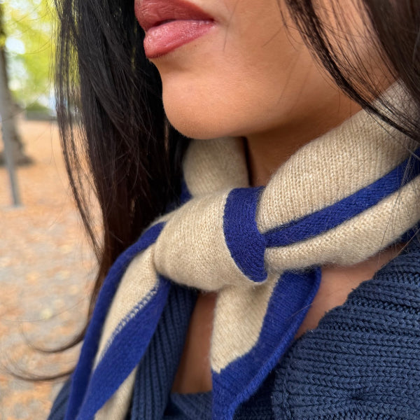 Kleiner Kaschmirschal Taupe-Navy aus 100 % Kaschmir