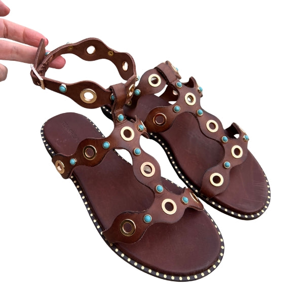 Tsakiris Mallas - Irene Brown