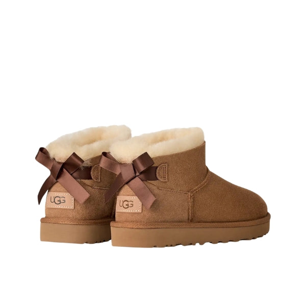UGG Ultra Mini Bailey Bow Chestnut – Boot mit Satinschleife