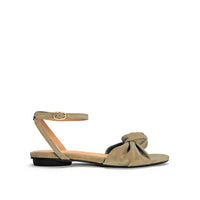 Flache Wildledersandalen mit Knoten
