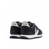 Veja-SDU-Black-3